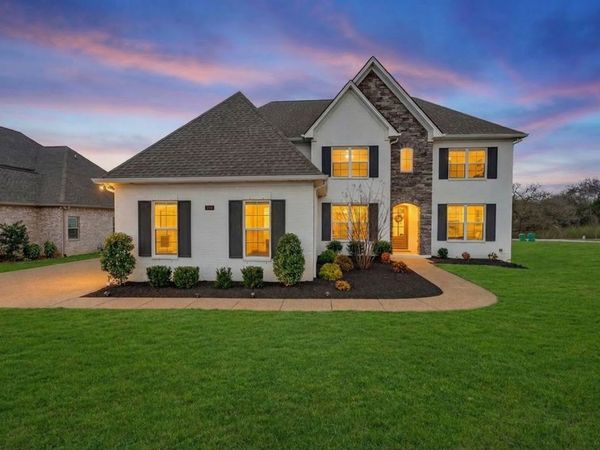 110 Arkstone Ln, Spring Hill, TN 37174