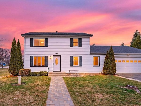 8200 N 44th St, Brown Deer, WI 53223