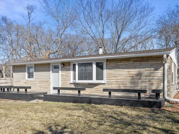 N96W16012 County Line Rd, Germantown, WI 53022