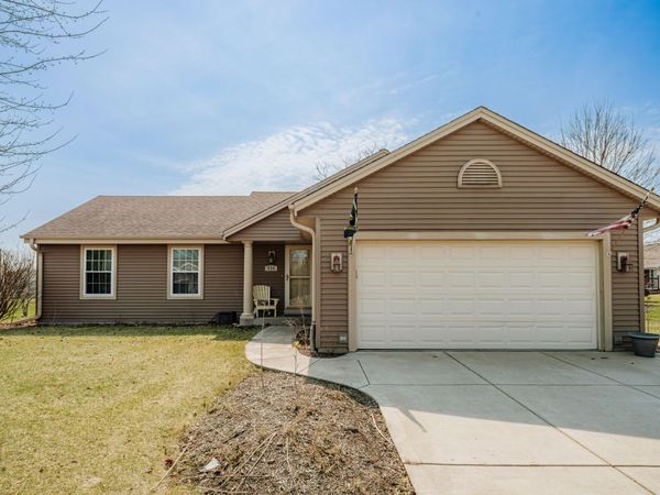416 Pleasant St, Eagle, WI 53119
