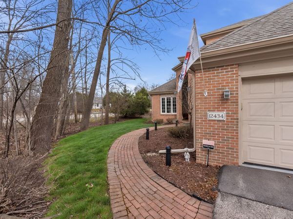 12434 N Golf Dr, Mequon, WI 53092