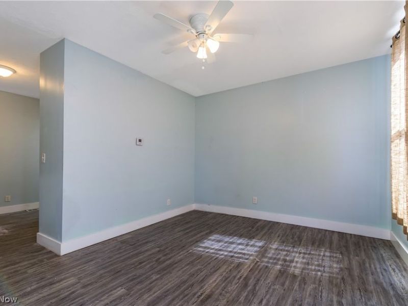 3161 Scranton Road, Cleveland, OH 44109 Photo 12