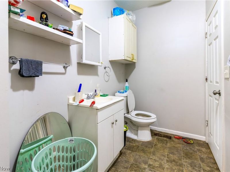 3161 Scranton Road, Cleveland, OH 44109 Photo 37