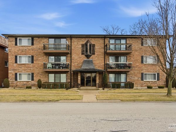 10851 S Keating Avenue , Unit 1B, Oak Lawn, IL 60453