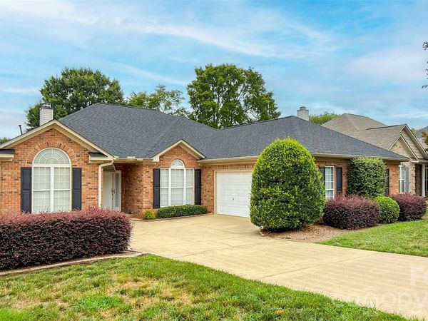 580 Gatsby Place NW, Concord, NC 28027