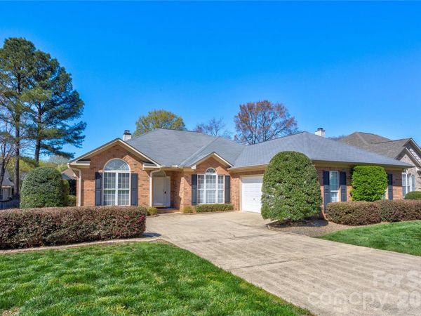 580 Gatsby Place NW, Concord, NC 28027