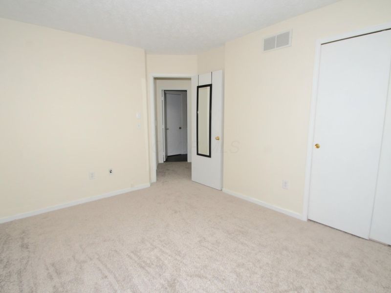 4126 Portobello Drive, Columbus, OH 43230 Photo 32