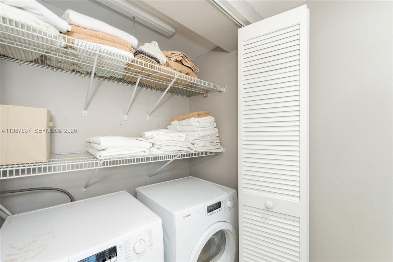 2301 Collins Ave, Unit 1009, Miami Beach, FL 33139 Photo