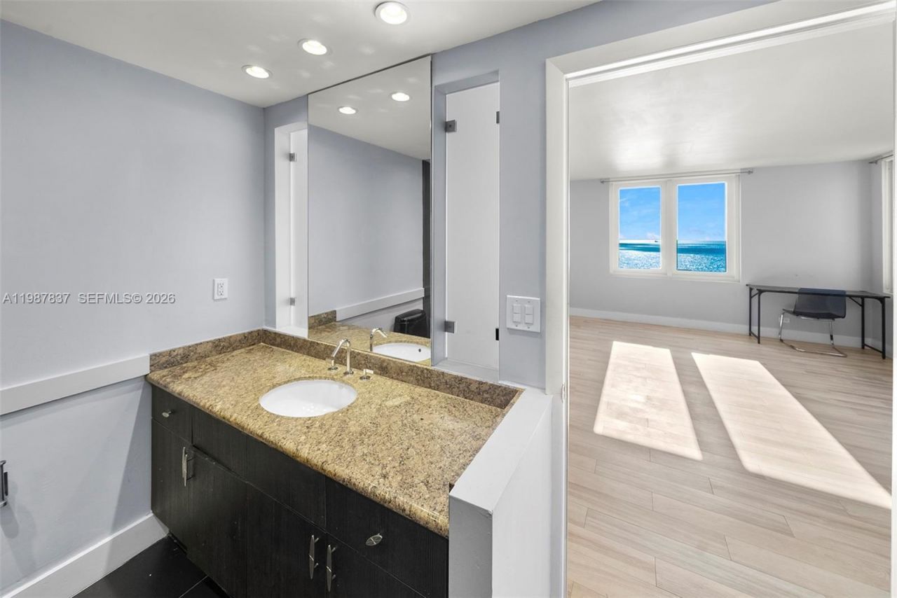 2301 Collins Ave, Unit 1009, Miami Beach, FL 33139 Photo