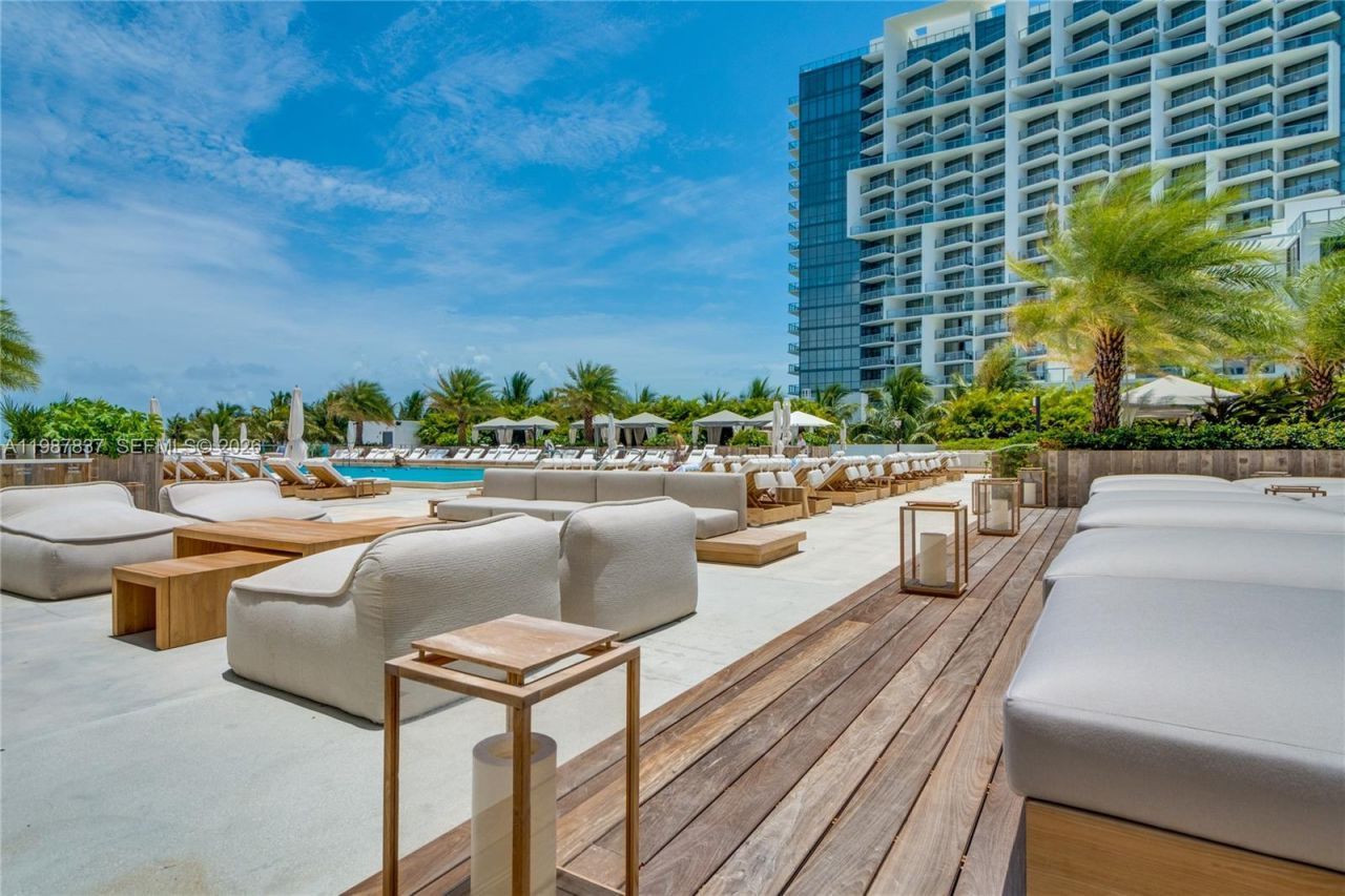 2301 Collins Ave, Unit 1009, Miami Beach, FL 33139 Photo