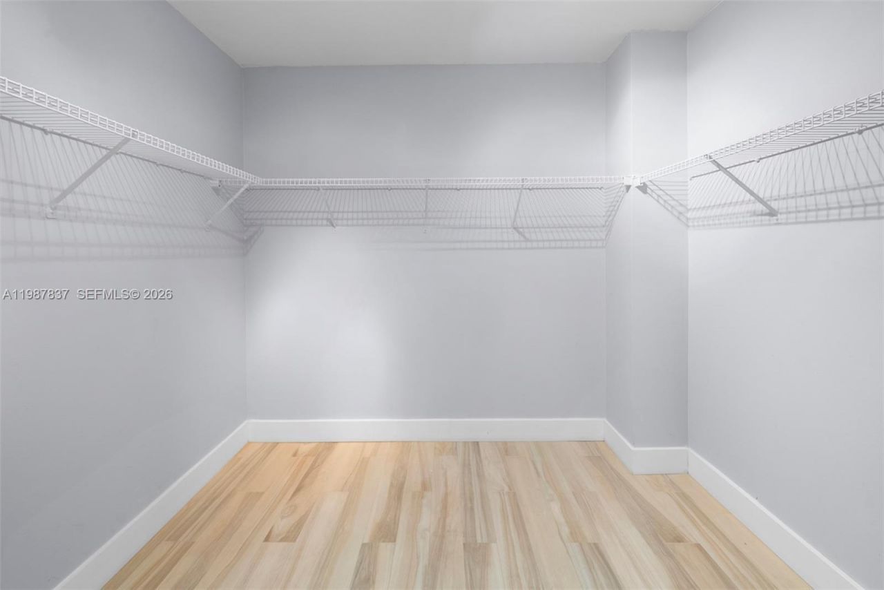 2301 Collins Ave, Unit 1009, Miami Beach, FL 33139 Photo