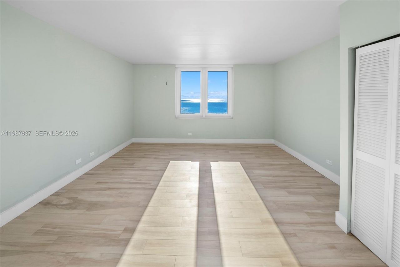 2301 Collins Ave, Unit 1009, Miami Beach, FL 33139 Photo
