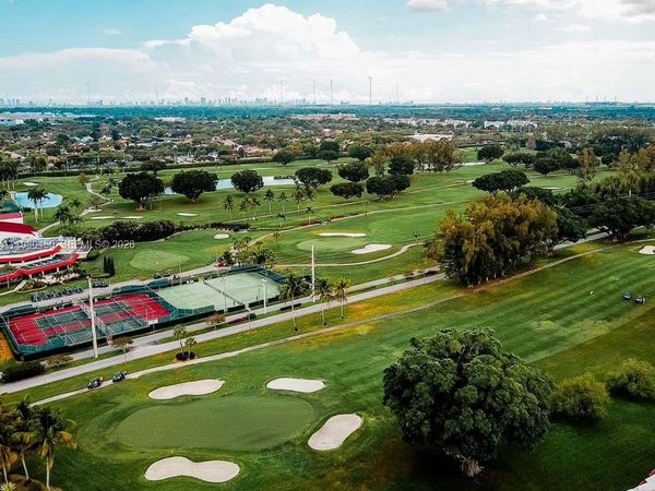 9200 N Hollybrook Lake Dr , Unit 303, Pembroke Pines, FL 33025