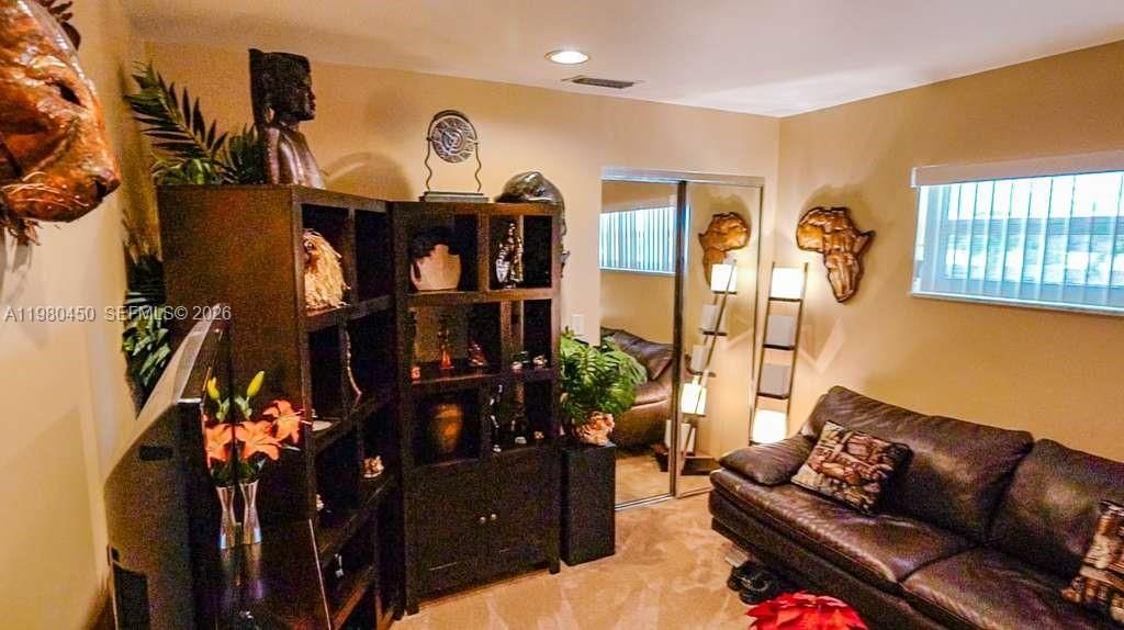 9200 N Hollybrook Lake Dr , Unit 303, Pembroke Pines, FL 33025 Photo