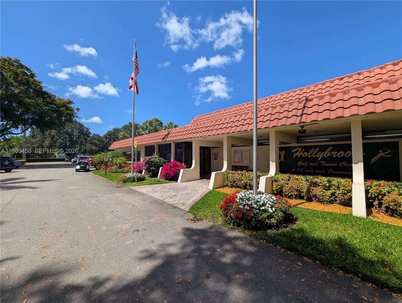 9200 N Hollybrook Lake Dr , Unit 303, Pembroke Pines, FL 33025 Photo