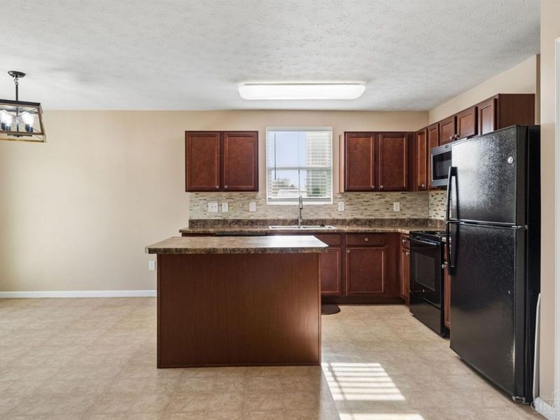 108 Wooded Ridge Drive, Amelia, OH 45102 Photo 14