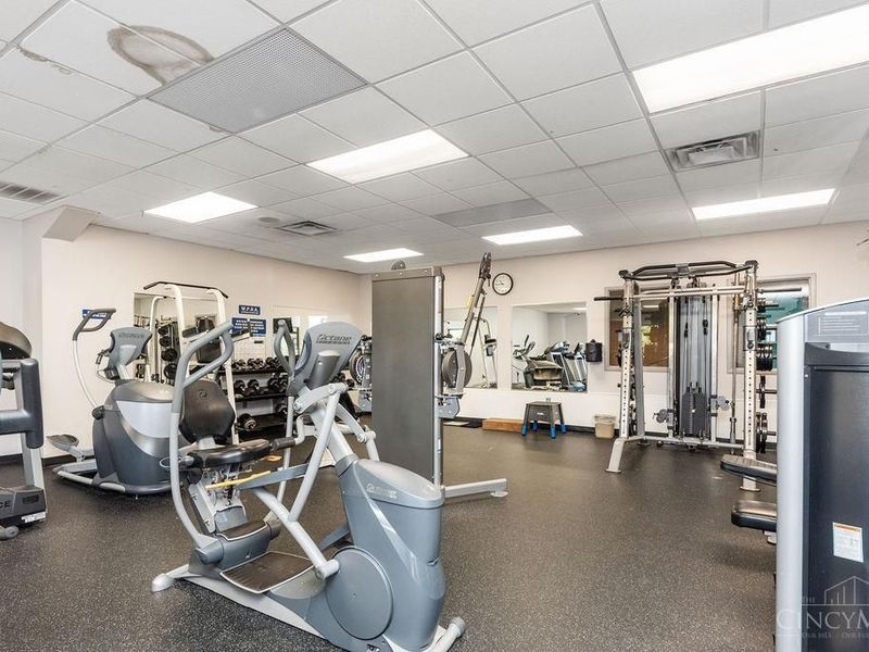 1526 Sitting Bull Drive, Jackson Twp, OH 45171 Photo 8