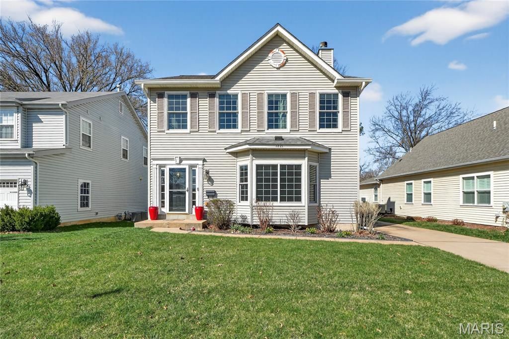 1221 Ruth Drive, Kirkwood, MO 63122 Main Photo