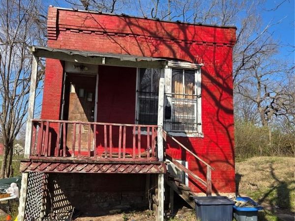 5643 Lotus Avenue, St Louis, MO 63112