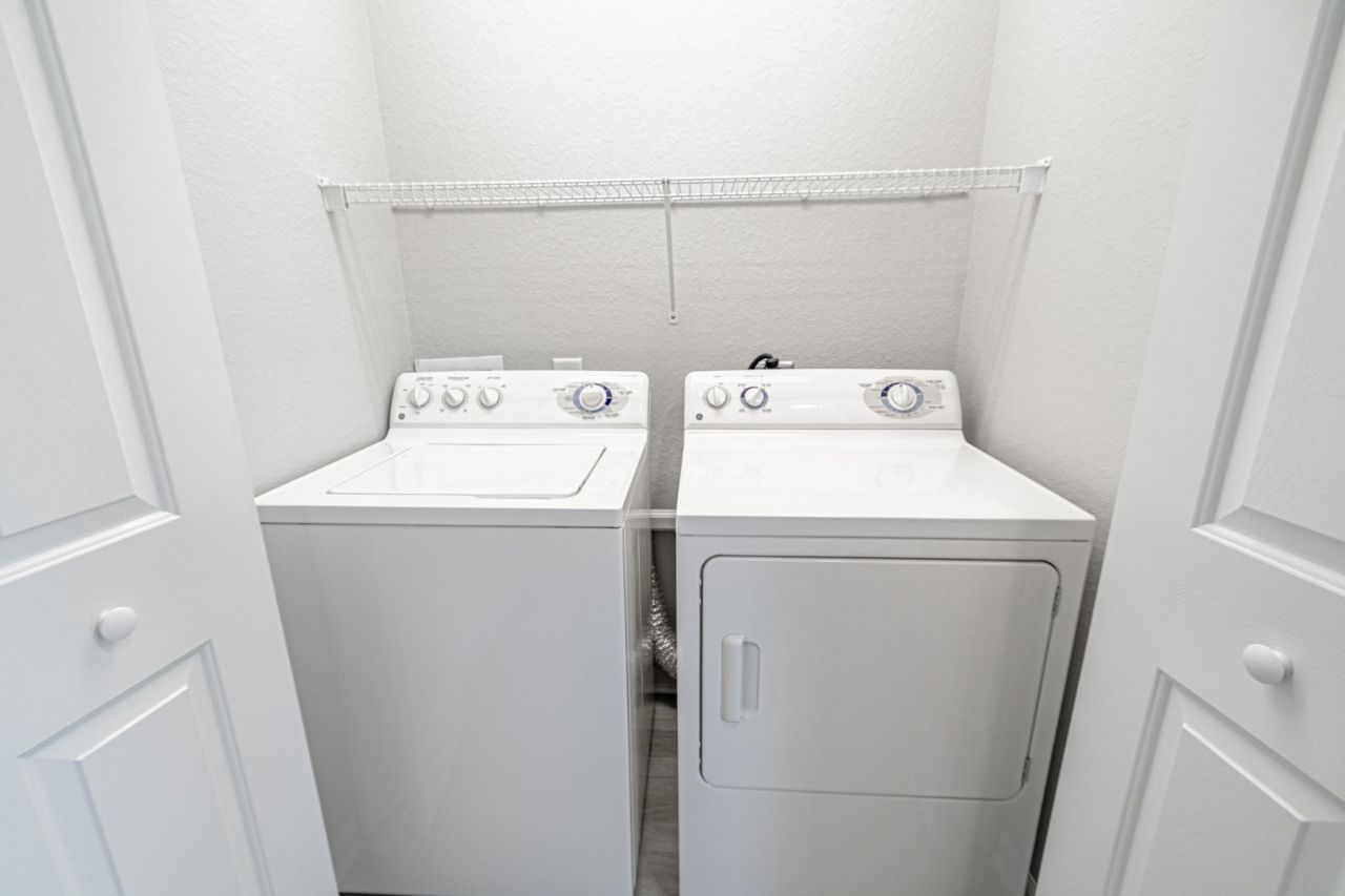 1201 Eagle Creek Dr.  Photo 10