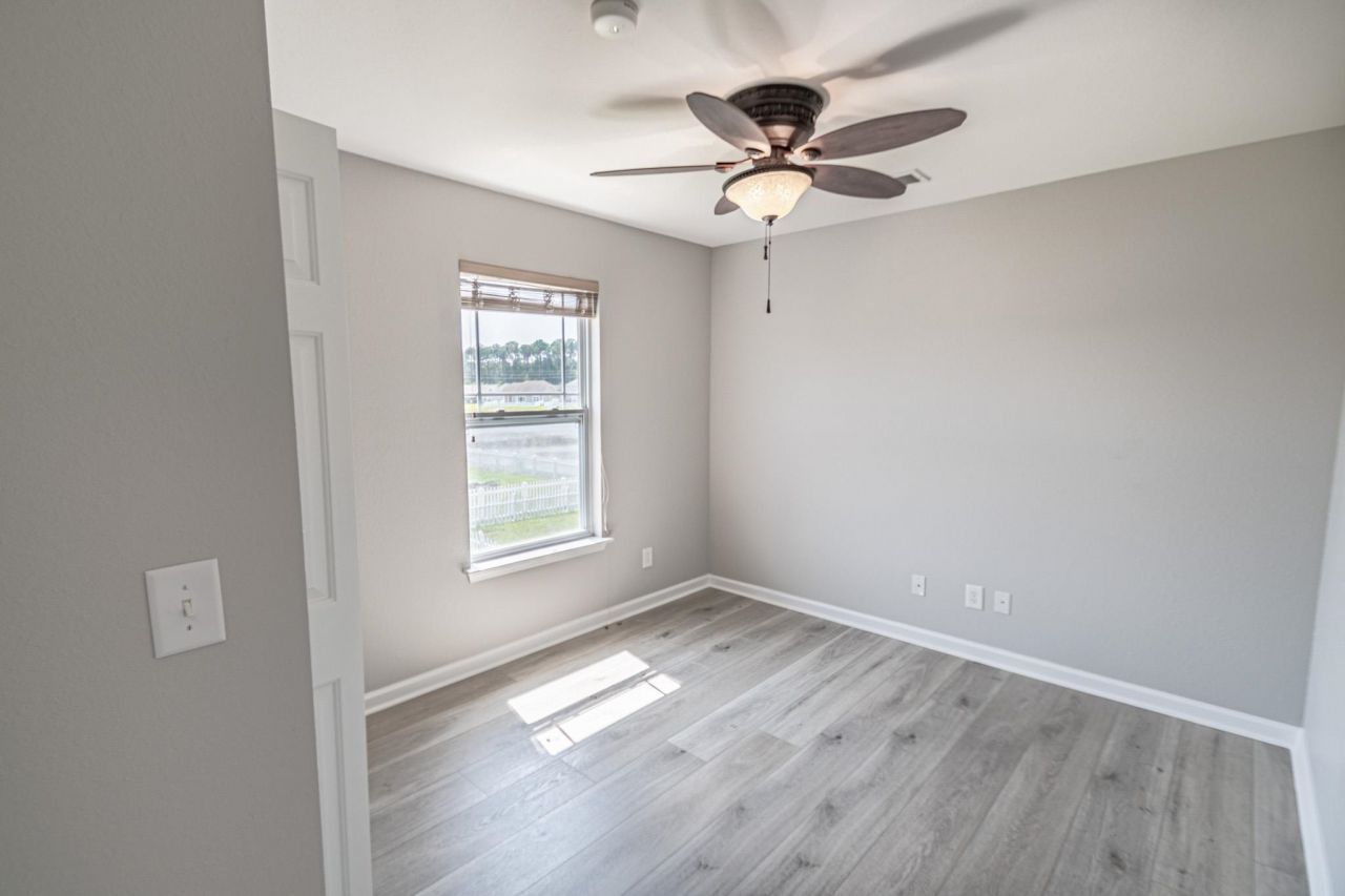 1201 Eagle Creek Dr.  Photo 19