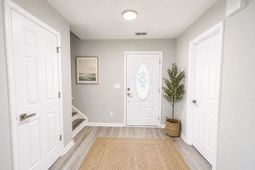 1201 Eagle Creek Dr. photo 4