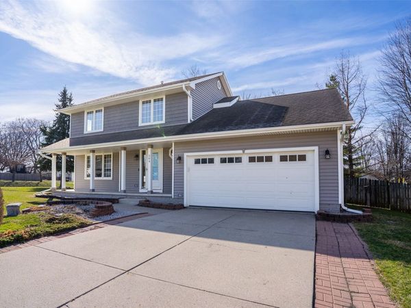 504 5th Street NW, Altoona, IA 50009