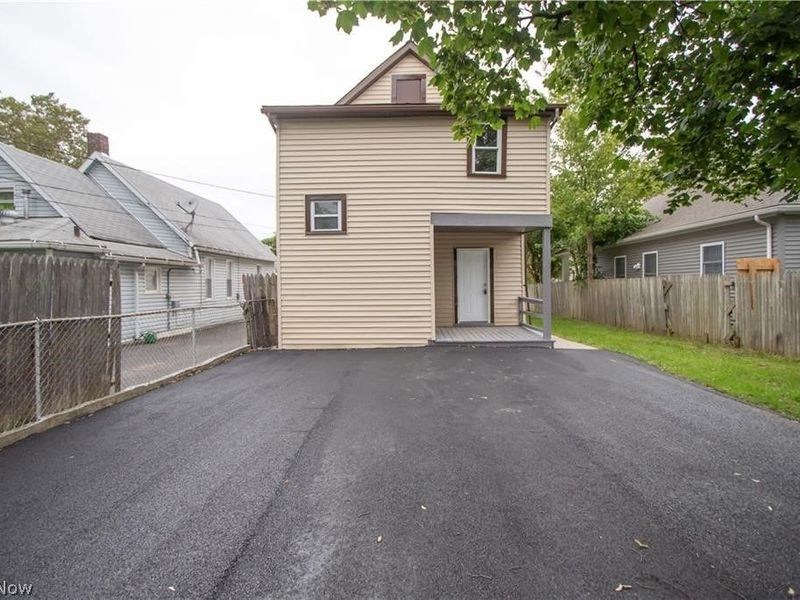 7619 Lawn Avenue, Cleveland, OH 44102 Photo 26