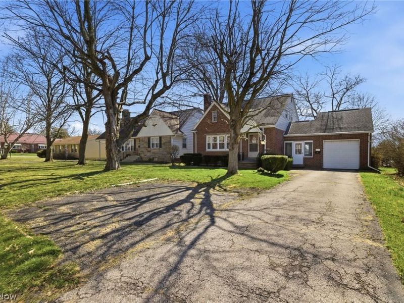 1115 Broad Street, Ashland, OH 44805 Photo 2