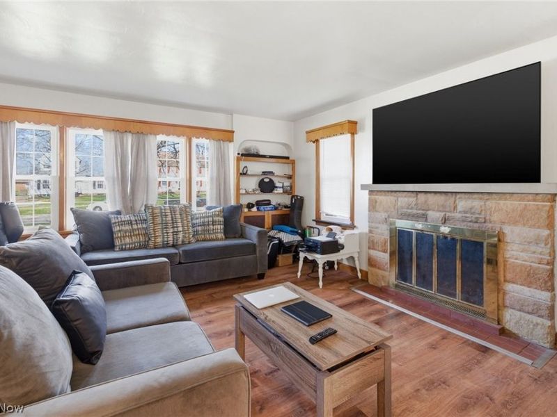 1115 Broad Street, Ashland, OH 44805 Photo 3