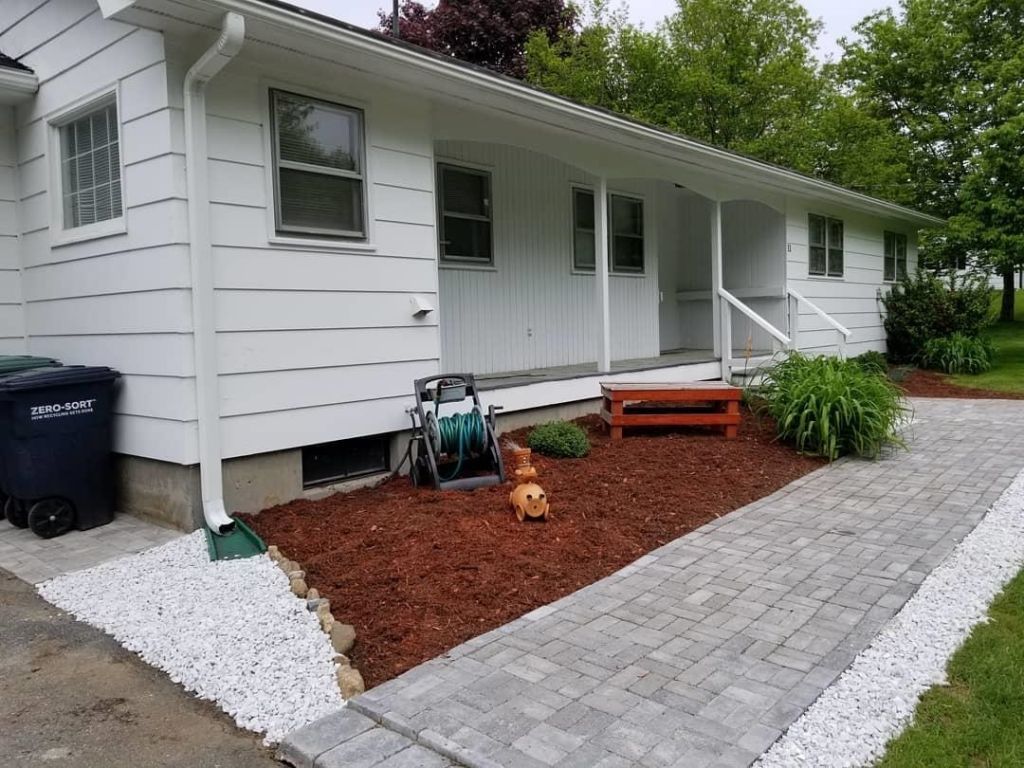 11 Bryant Lane, Enfield, NH 03748 Main Photo