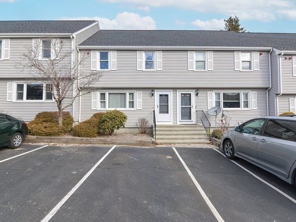 80 Broadway, Unit 8, North Attleboro, MA 02760