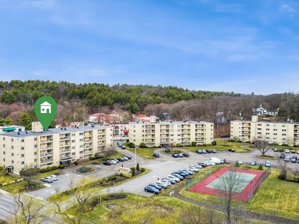 100 Park Terrace Dr, Unit 106, Stoneham, MA 02180