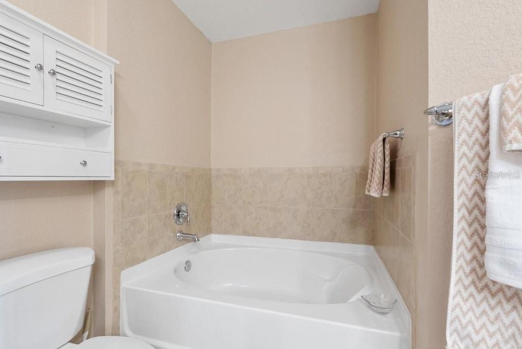 1064 N Tamiami Trail , Unit 1425, Sarasota, FL 34236 Photo