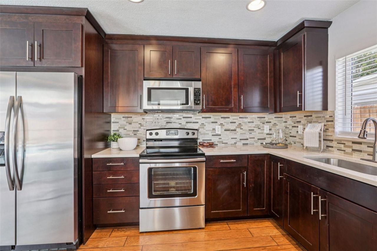 8541 75th Place , Seminole, FL 33777 Photo