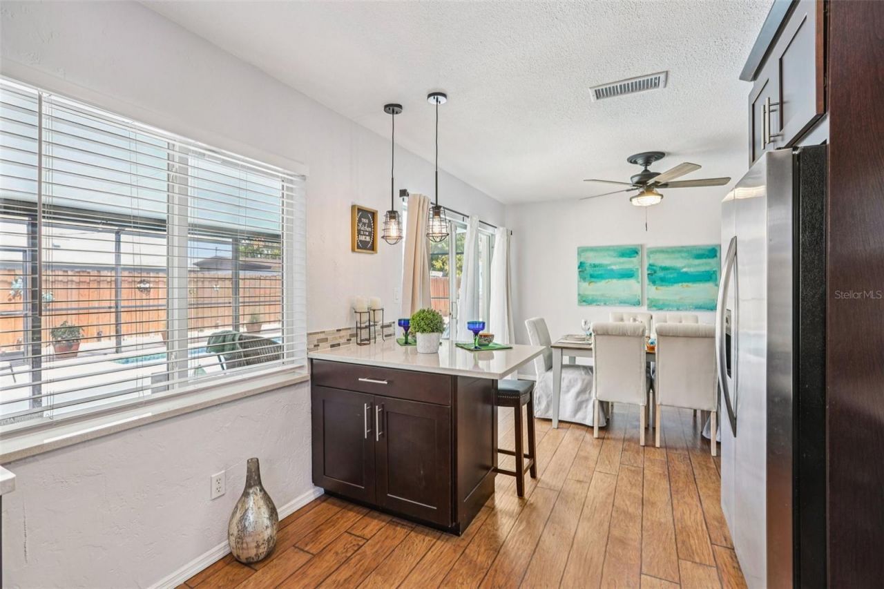 8541 75th Place , Seminole, FL 33777 Photo