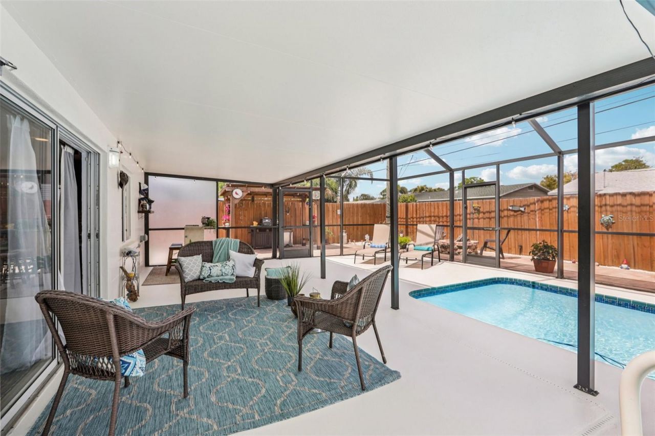 8541 75th Place , Seminole, FL 33777 Photo