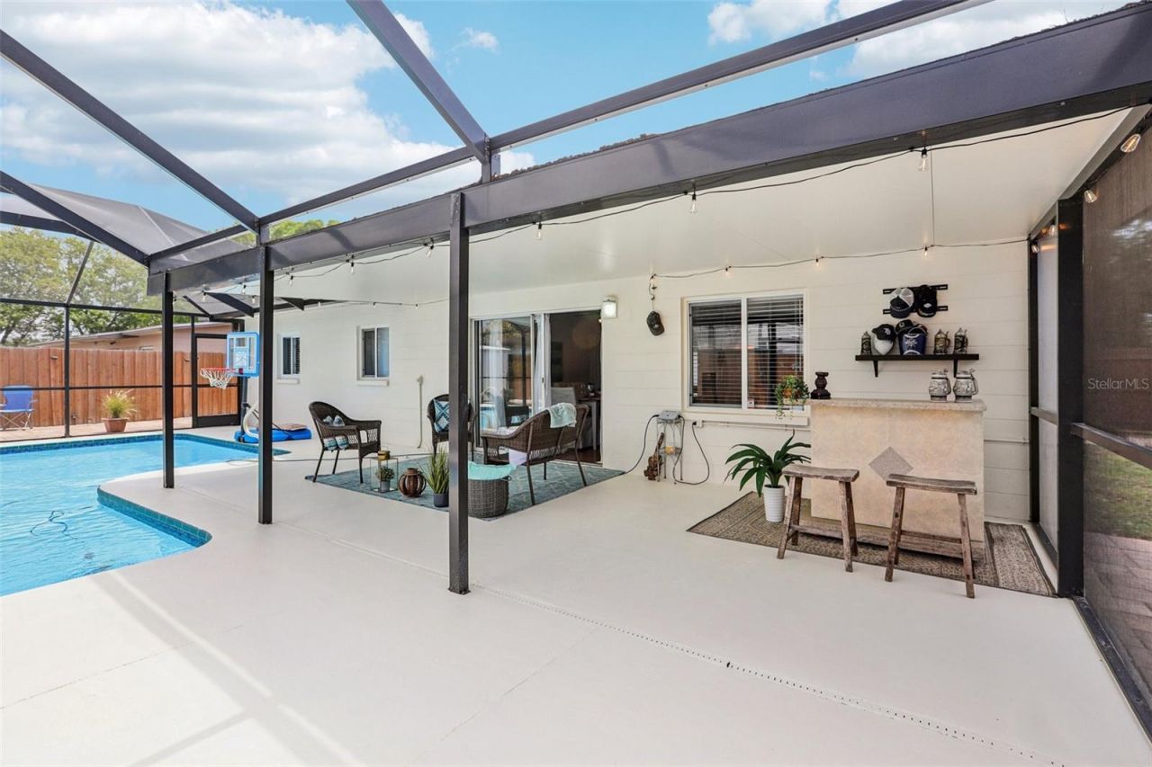 8541 75th Place , Seminole, FL 33777 Photo