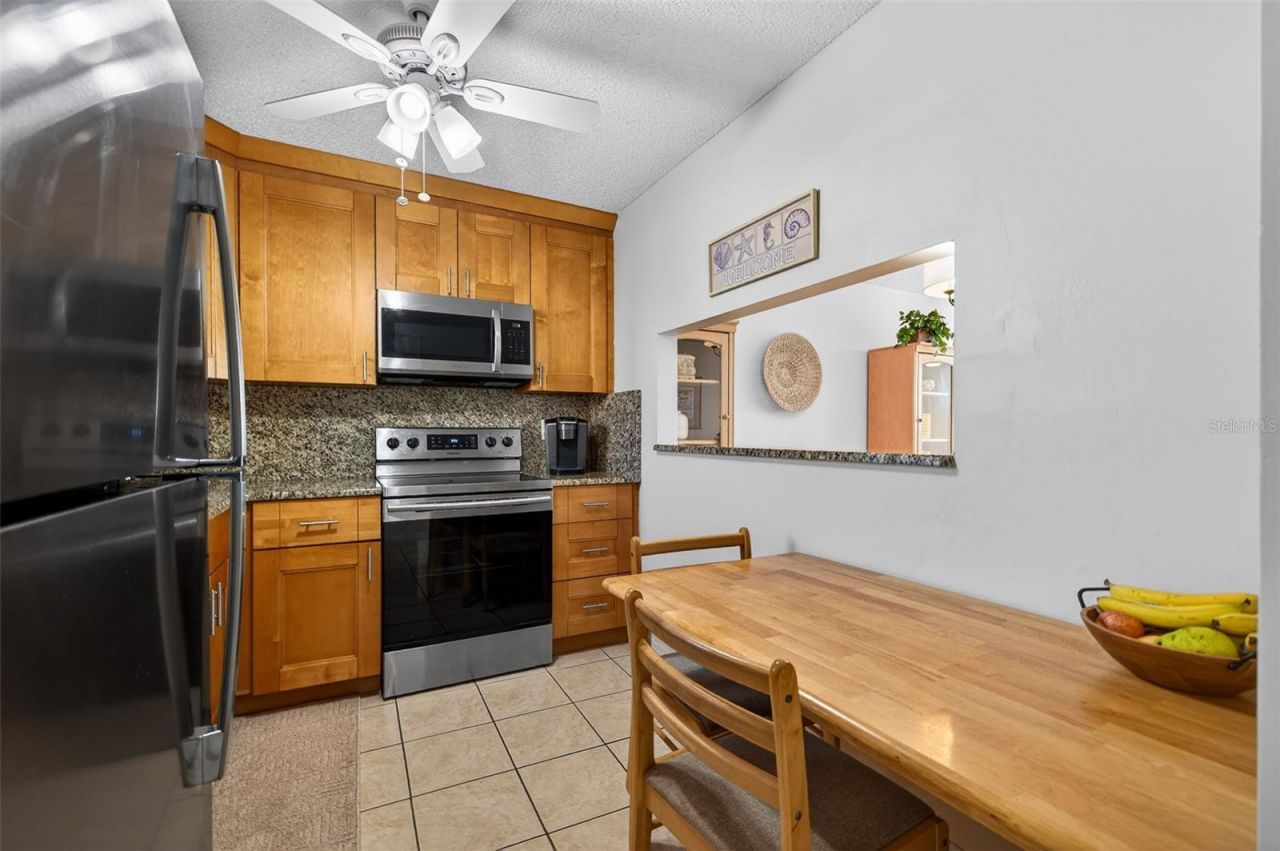 7625 Sun Island Drive S, Unit 207, South Pasadena, FL 33707 Photo