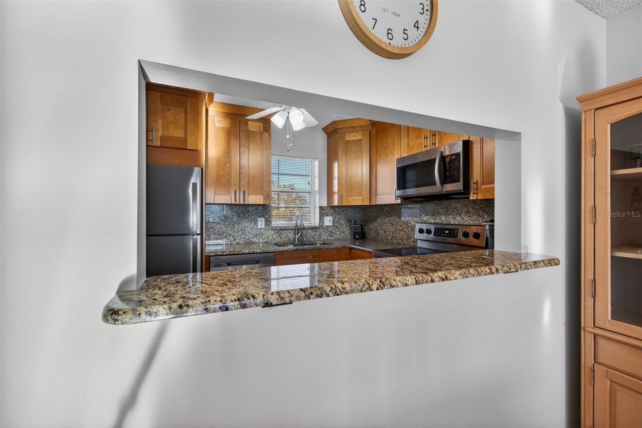 7625 Sun Island Drive S, Unit 207, South Pasadena, FL 33707 Photo