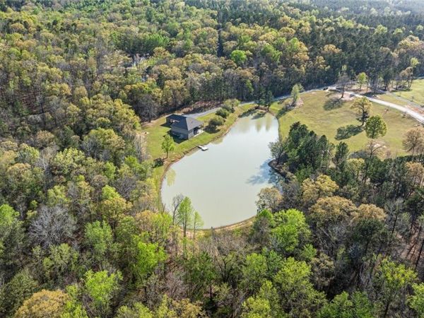 14530 Lost Lake Drive, Tuscaloosa, AL 35405