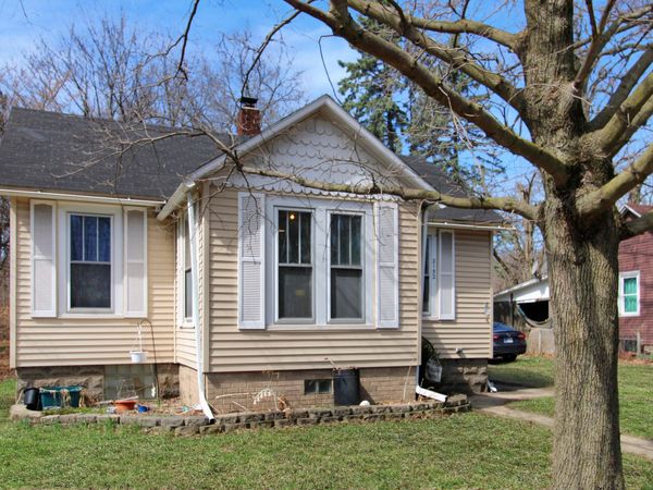 2152 Crisman Road, Portage, IN 46368