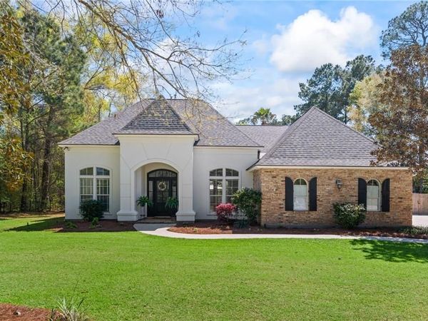 1062 WHITETAIL Drive, Mandeville, LA 70448