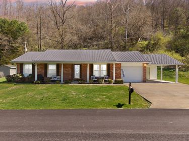 91 Maplewood Village, Banner, KY 41603