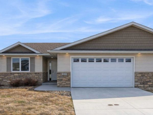 413 Fawn Run, Kenyon, MN 55946