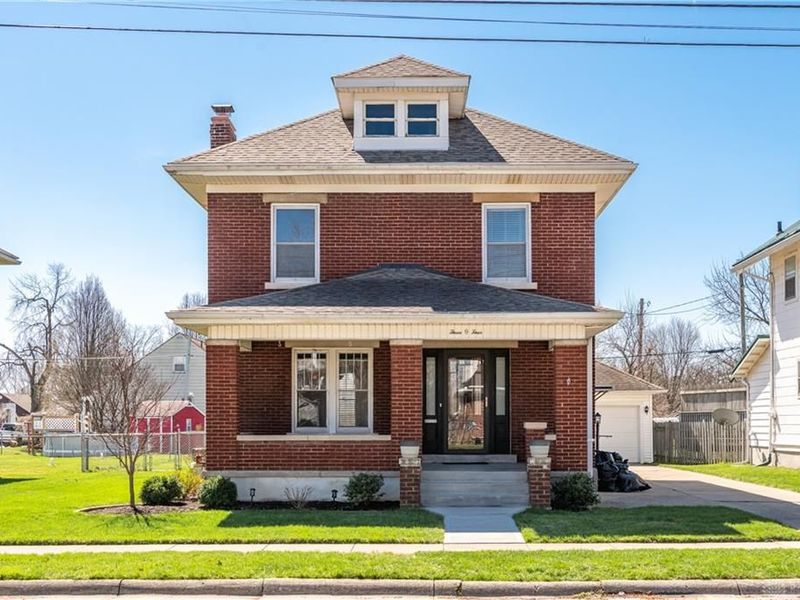 304 W Madison Street, New Carlisle, OH 45344 Photo 2