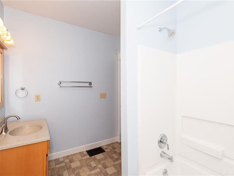 304 W Madison Street, New Carlisle, OH 45344 Photo 31