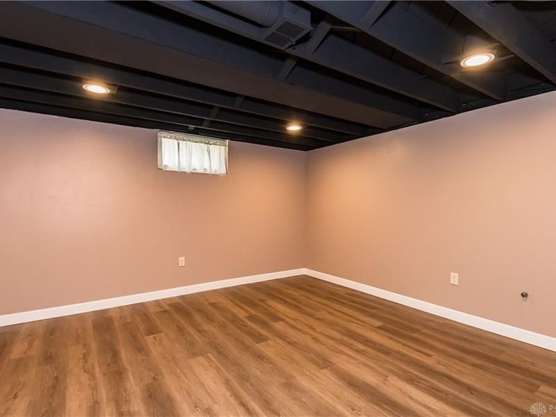 304 W Madison Street, New Carlisle, OH 45344 Photo 40