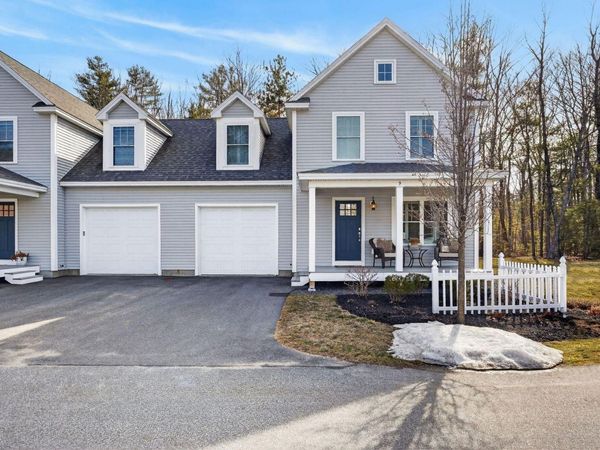 9 Webhannet Place, Unit 7, Kennebunk, ME 04043