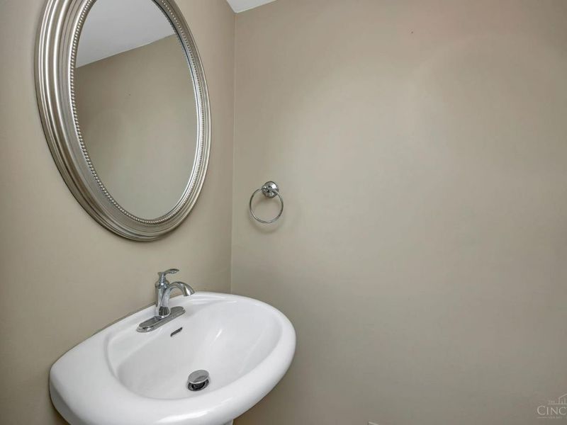 19 Creekwood Square, Glendale, OH 45246 Photo 29